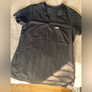 FIGS black scrub top